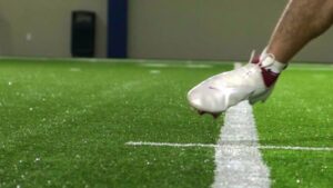 Grip traction in turf